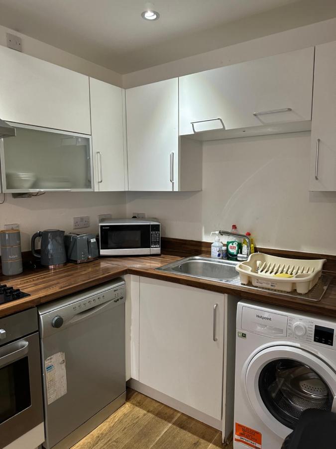 New Build 2 Bedroom With 2 Bath In Λονδίνο Εξωτερικό φωτογραφία